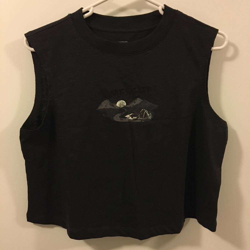 DARK VALLEY MUSCLE TANK